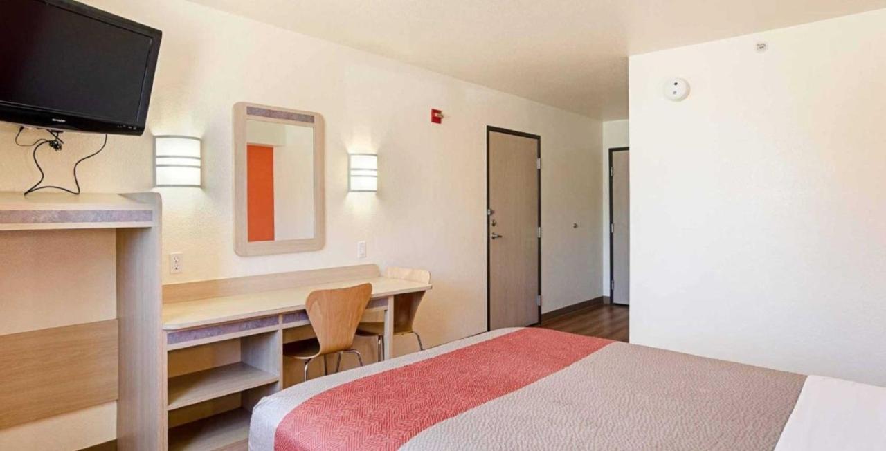 Hotel 6-fort Lupton, Co Fort Lupton