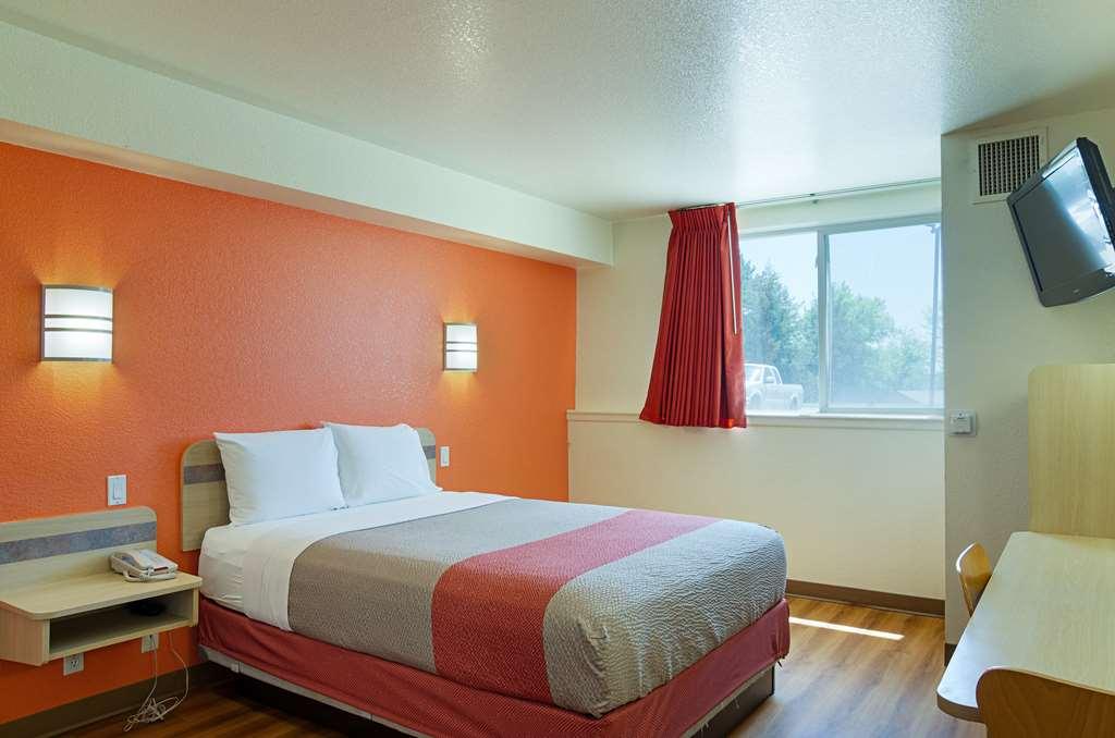 6-fort Lupton, Co 2*